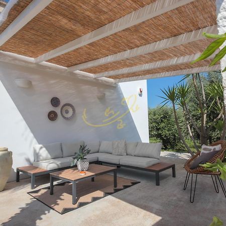 Td Dimora Del Giglio With Organic Garden With Pool Villa Ostuni Bagian luar foto
