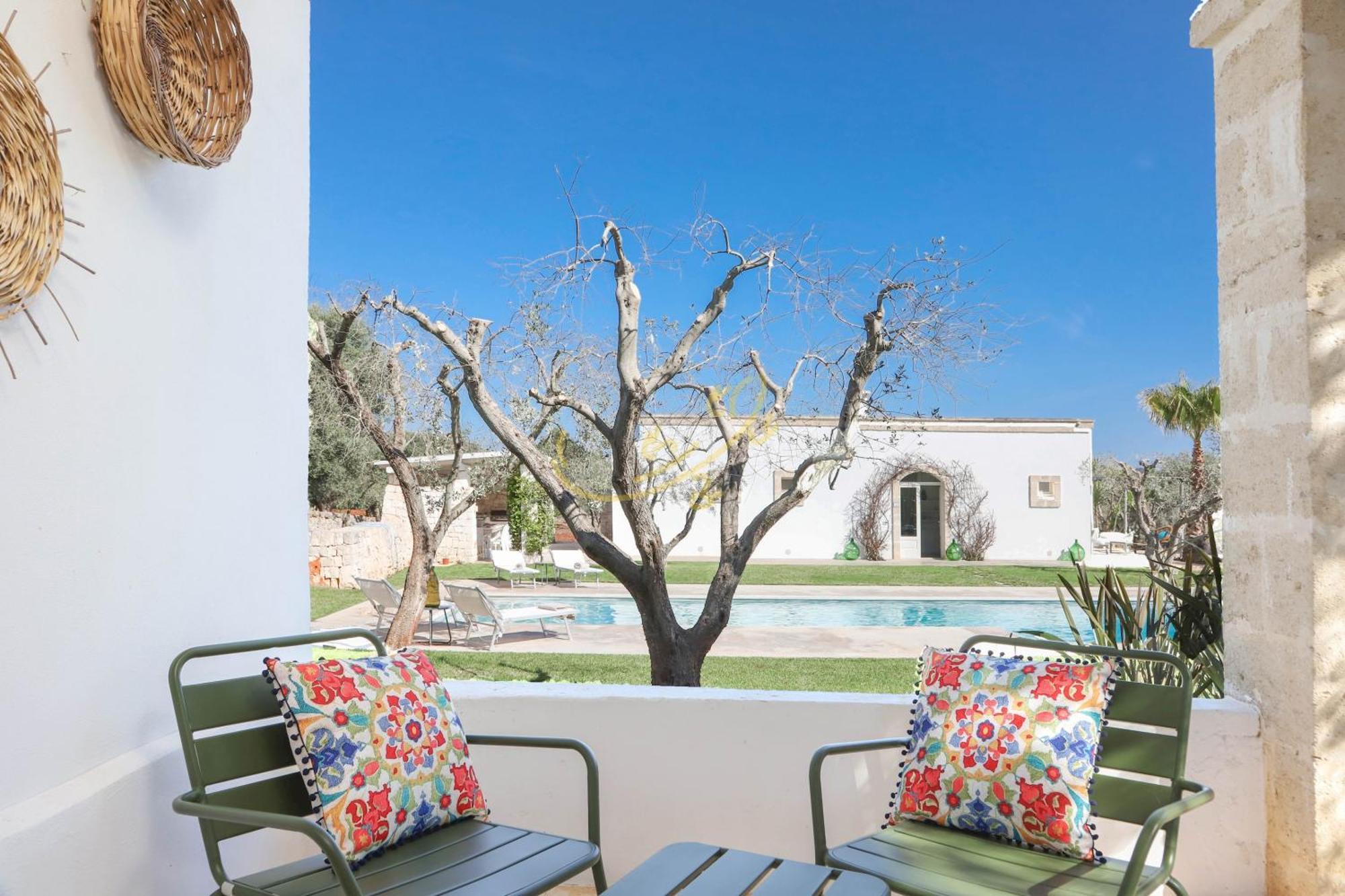Td Dimora Del Giglio With Organic Garden With Pool Villa Ostuni Bagian luar foto
