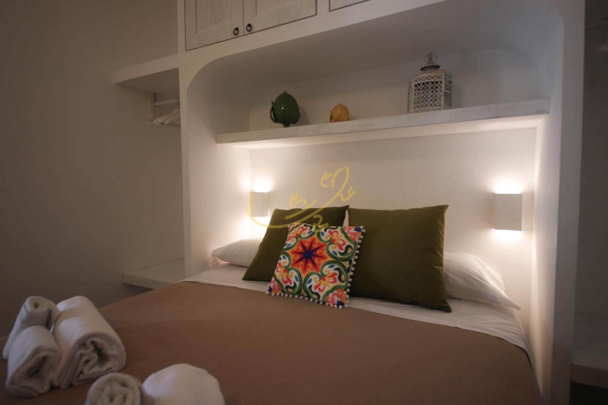 Td Dimora Del Giglio With Organic Garden With Pool Villa Ostuni Bagian luar foto